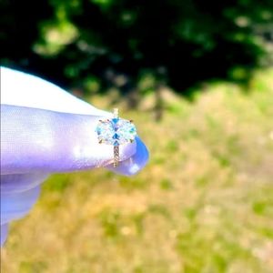 Solid 18k gold 4.5ct oval moissanite ring